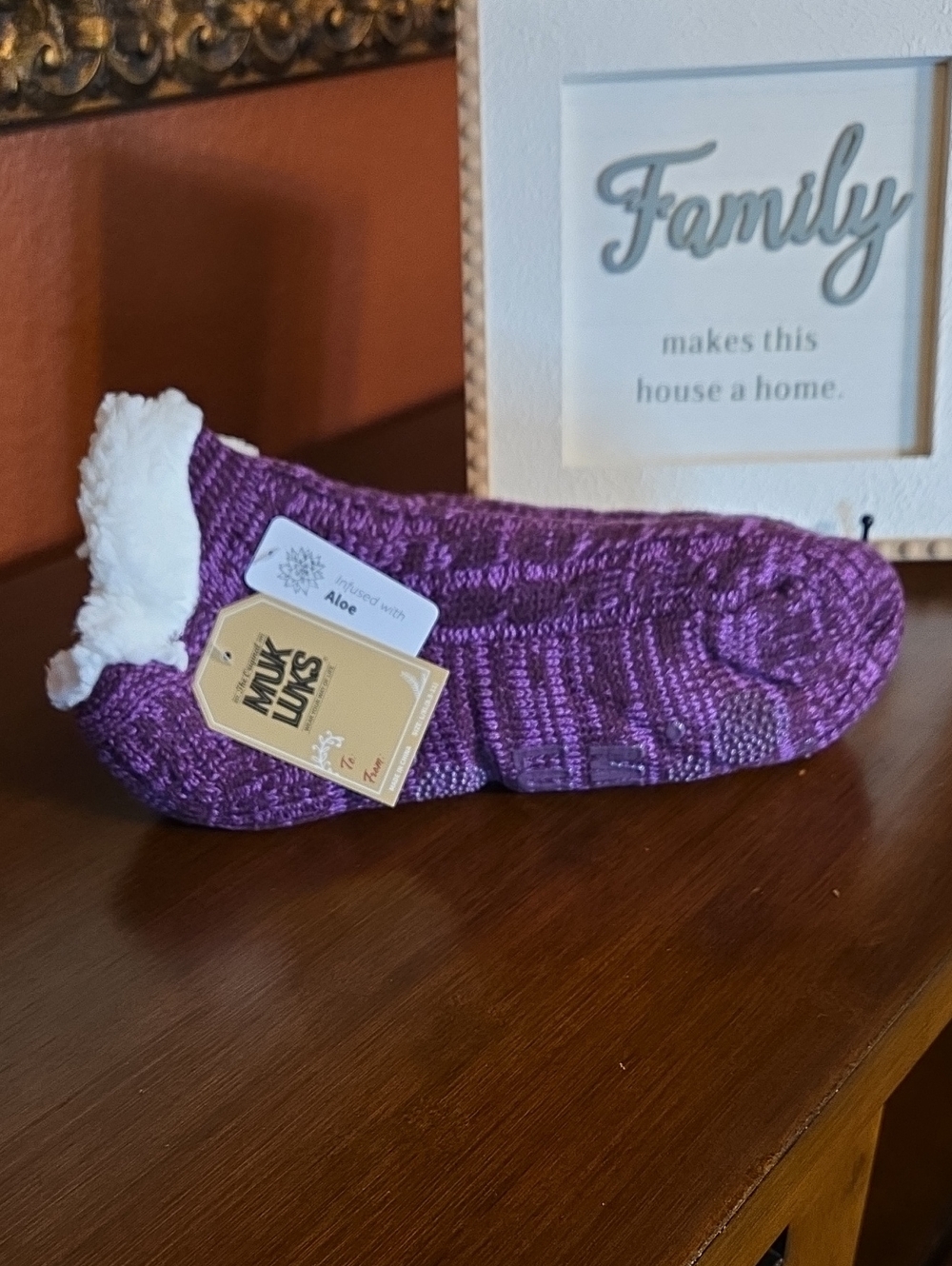 MUK LUKS Aloe Infused Cabin Slipper Socks NWT